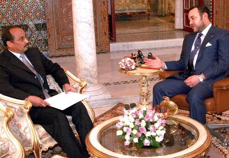 اللقاء الوحيد بين ملك المغرب وولد عبد العزيز يوم كان قائدا للأمن الرئاسي وقد جرى في الرباط