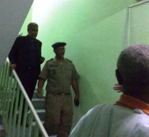 المفوض ولد سيدي عالي مفوض شرطة تفرغ زينه2 رفقة المحامي ولد امين بمقر قناة "الوطنية"