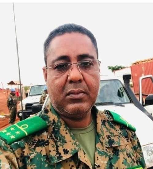 العقيد عمر ولد حننه  قائد المدرسة الوطنية لضباط الصف