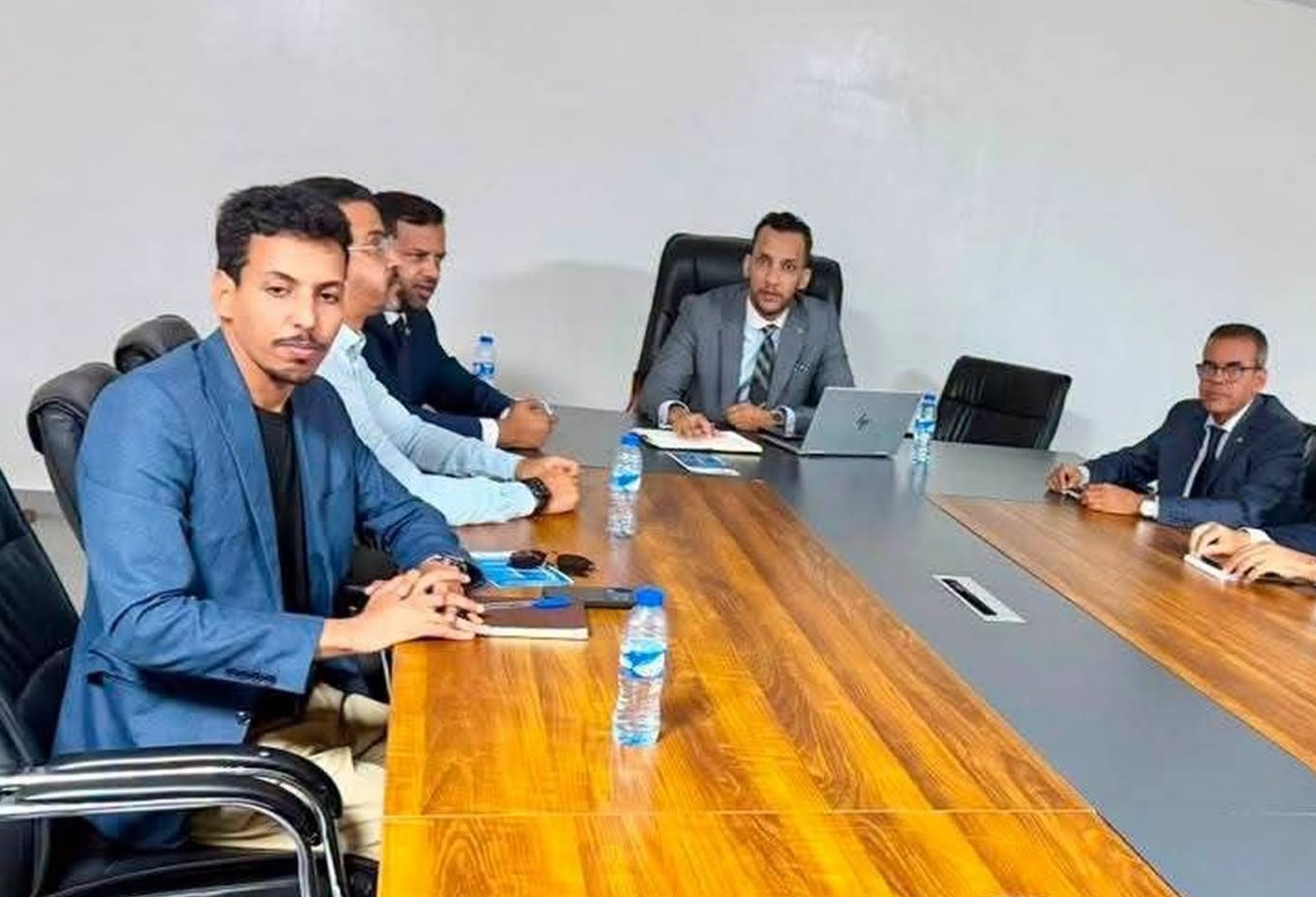 اجتماع تشاوري بين وزارة المعادن والاتحاد الوطني لمصانع الذهب
