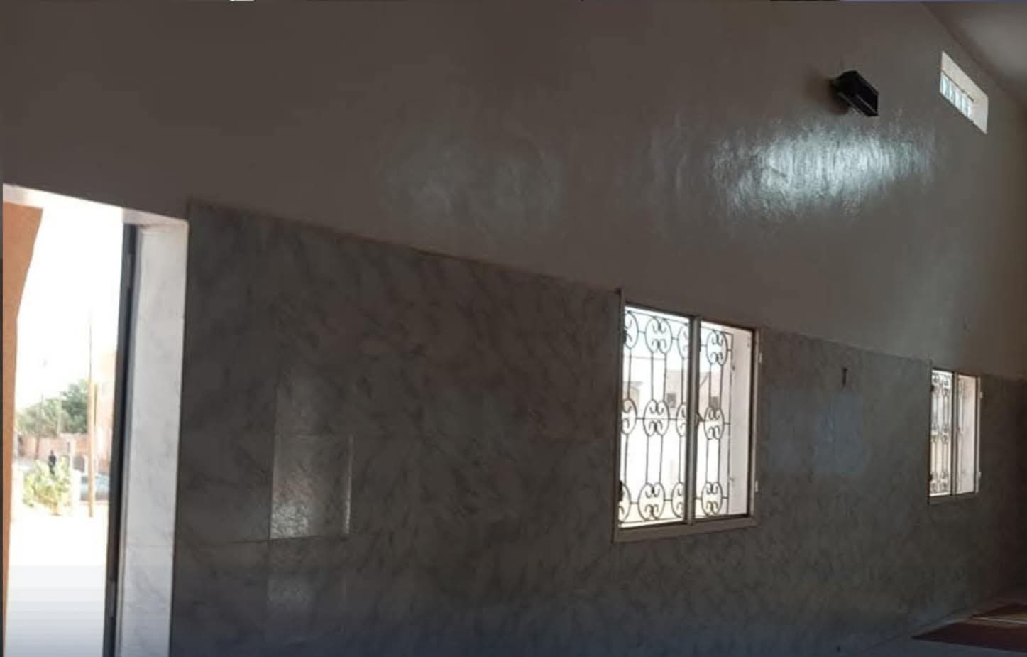 سرقة نوافذ مسجد في توجنين