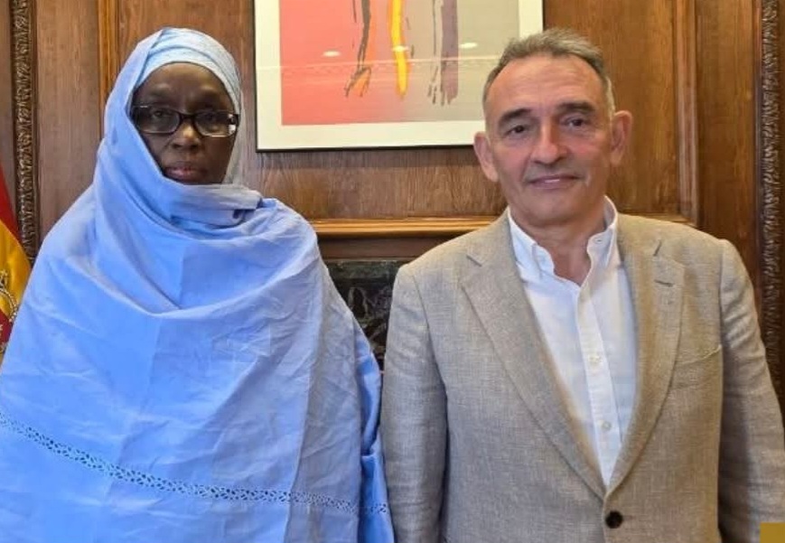 برلماني اسباني يطالب بالأفراح عن مريم وقامو