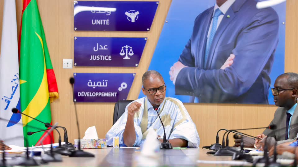 حزب الإنصاف يعلن تفاصيل حول اجتماع رئيسه بالأمناء الدائمين المكلفين بالولايات
