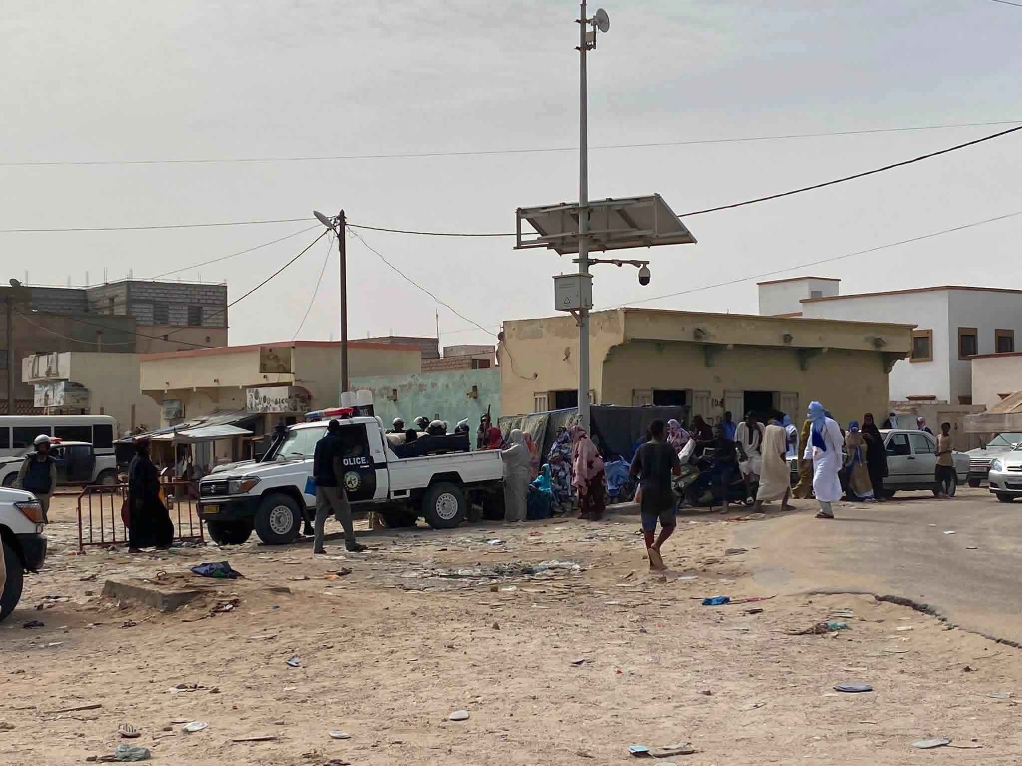 إجراءات أمنية مشددة بالتزامن مع محاكمة نشطاء حركة "إيرا" (صور)