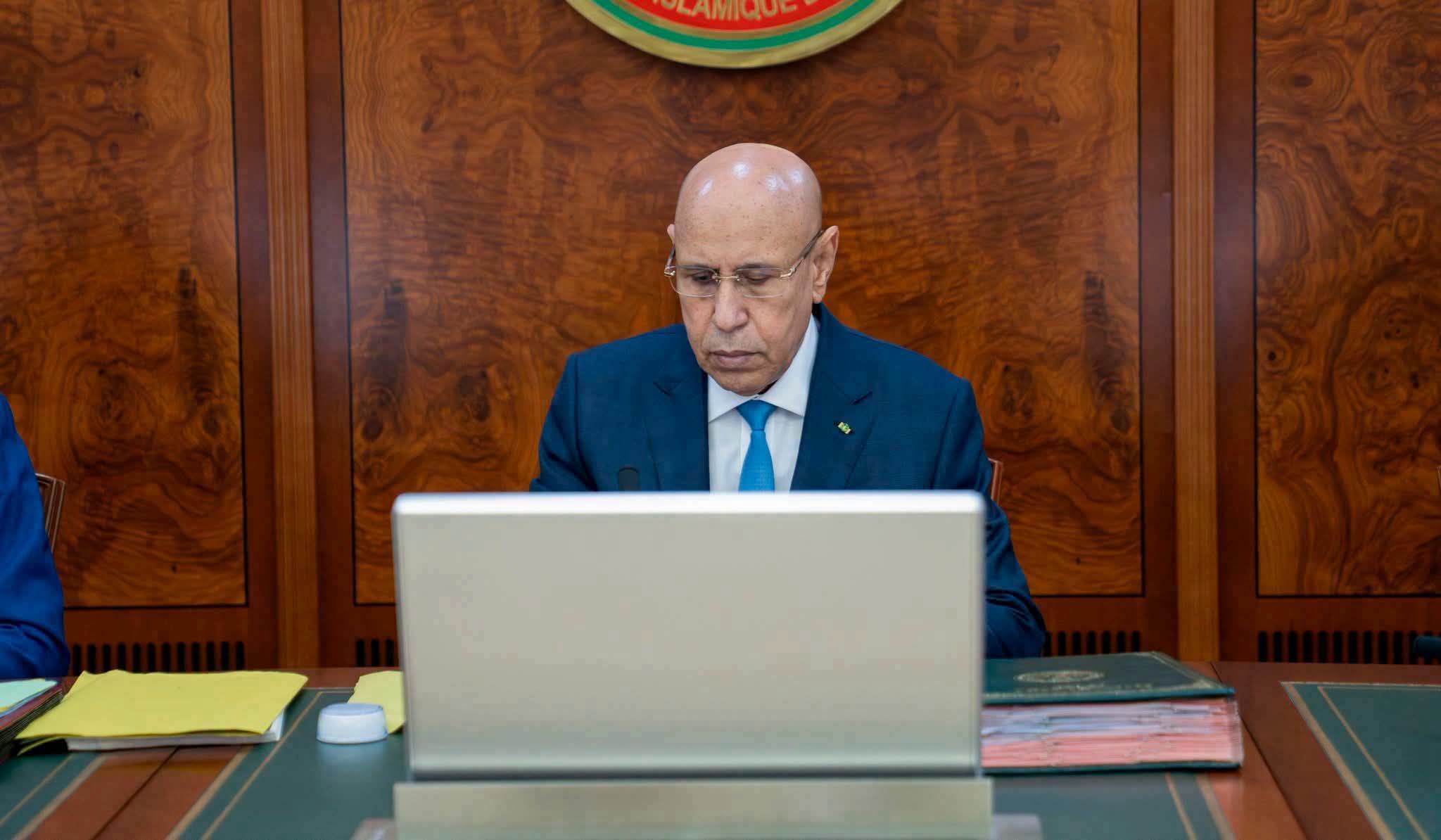 في كيفه: وزراء يحضرون تظاهرة تطالب بمأمورية ثالثة لغزواني