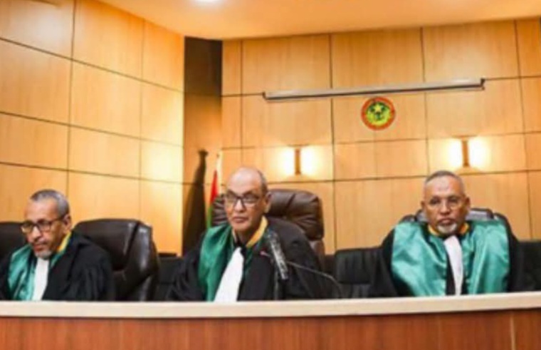 أعضاء لجنة حقوق الإنسان يؤدون اليمين أمام المحكمة العليا