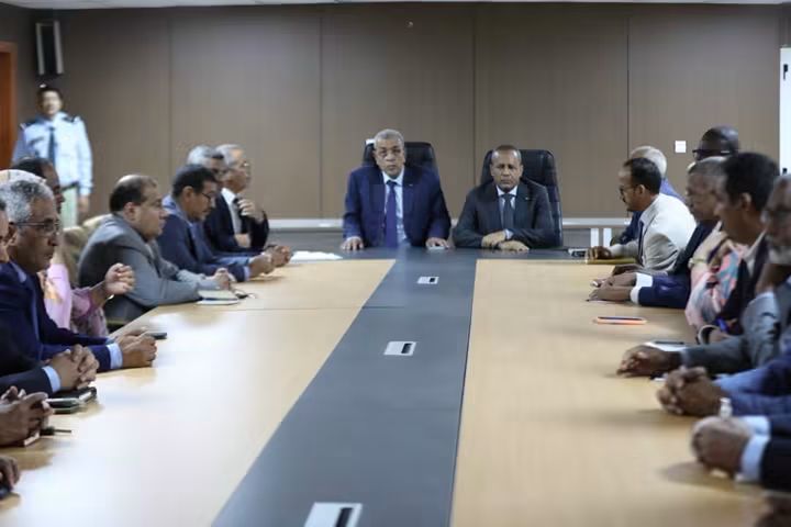 وزير الزراعة الجديد يتسلم مهامه