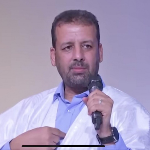 برلماني معارض: "صوملك ملزمة بالتعويض للمتضررين من أزمة الكهرباء"