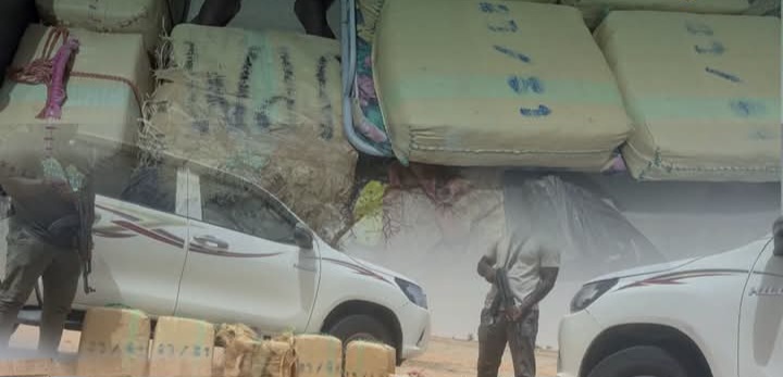 الشرطة تعلن تفاصيل تفكيك عصابة لتهريب المخدرات