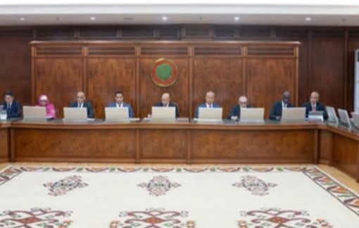 تكليف أربعة وزراء بالتعليق على الاجتماع الأسبوعي للحكومة