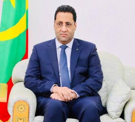 وزراء يتجاهلون الوزير الأول في خطبهم الرسمية